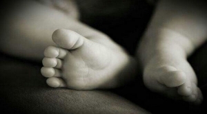 GoRiau Sadis, Remaja 17 Tahun Ini Tega Buang Bayi yang Baru Dilahirkannya ke Parit