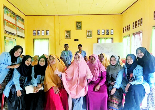 Mahasiswa Kukerta Universitas Riau Sosialisasikan Pembuatan Nugget Tempe di Desa Bina Maju