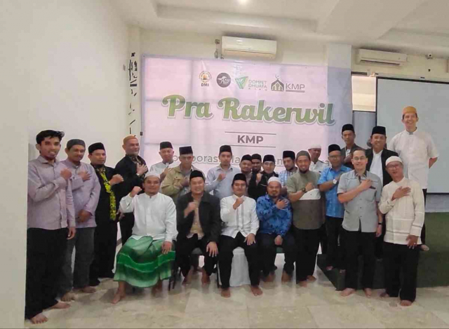 Pengurus KMP Riau Dilantik. Ustadz Abdul Somad Diamanahkan Sebagai Dewan Wali Amanat