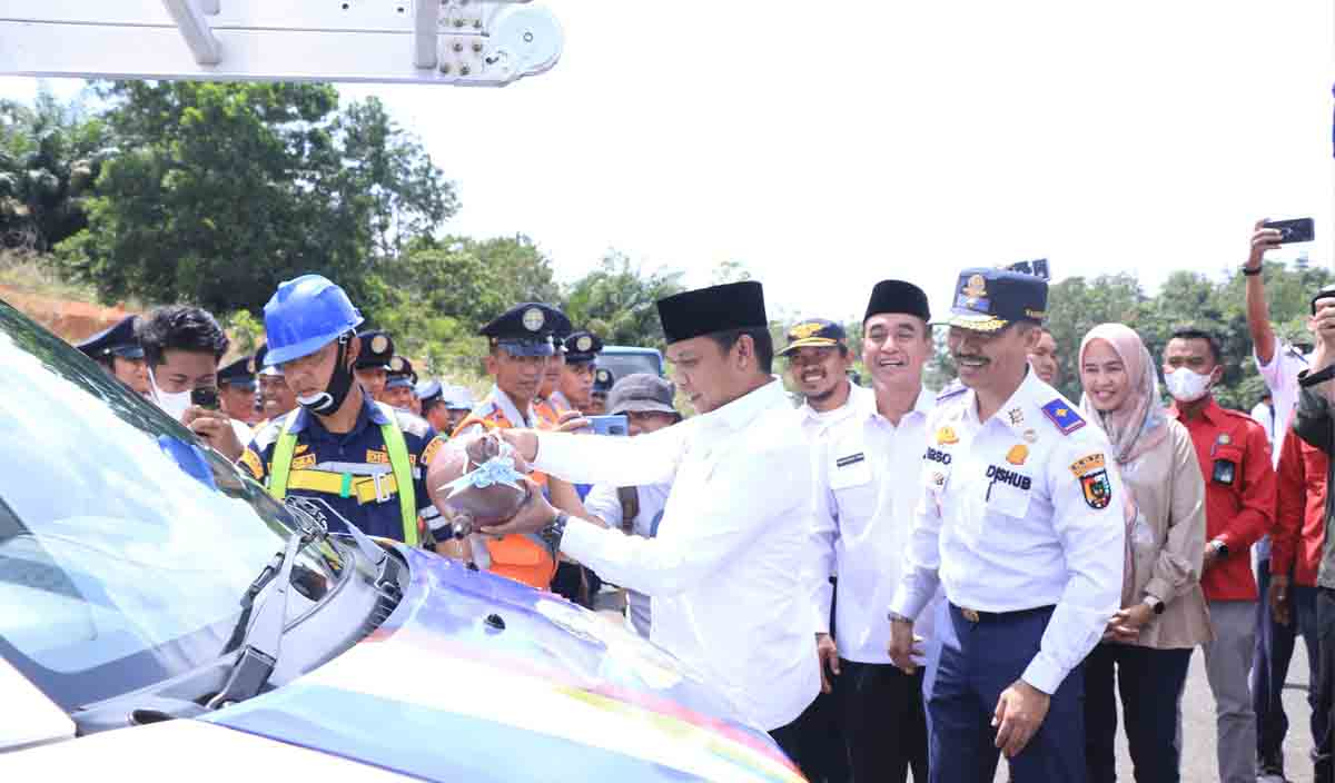 Pemko Pekanbaru Luncurkan 6 Mobil Layanan Cepat PLJU