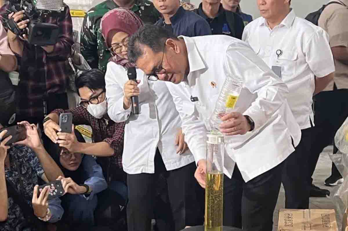 Mendag Segel Pabrik Distributor Minyakita di Karawang