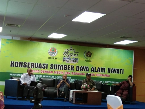 Bahas Konservasi dan Sumber Daya Alam Hayati, PWI Riau dan KLHK Gelar Ngobrol Pintar Lagi