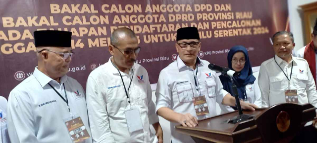 Perindo Gelar Doa Bersama Sebelum Daftarkan Bacaleg ke KPU Riau