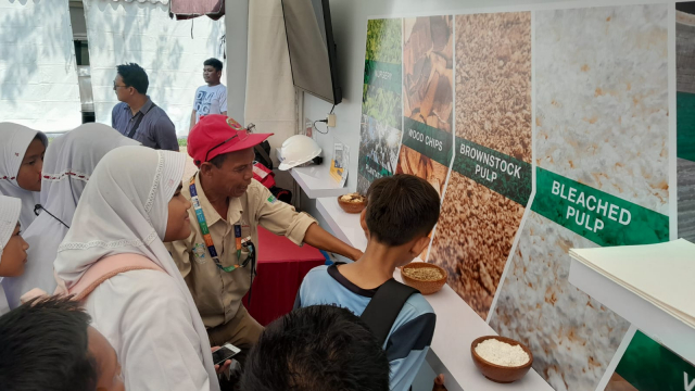 Kemeriahan Bagholek Godang Festival, Pengunjung Kagumi Program Penanggulangan Karhutla APRIL Group