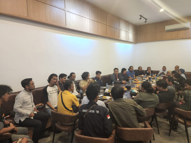 Menteri LHK Buka Ruang Diskusi Bersama NGO dan Mapala se-Riau