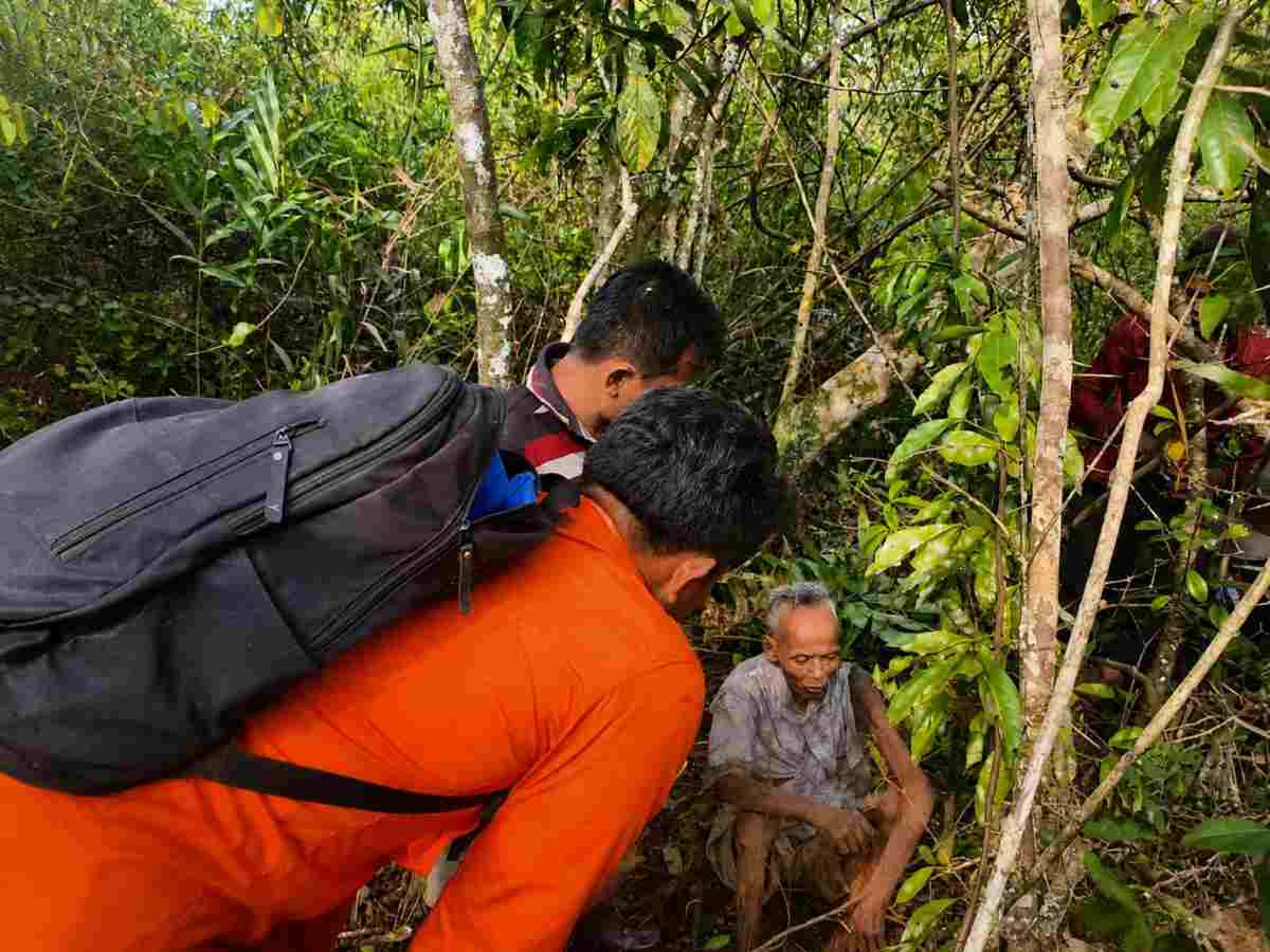 Hilang 7 Hari di Kebun Sagu, Kakek 75 Tahun di Meranti Ditemukan Selamat
