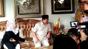 GoRiau Kunjungan Prabowo dan Cerita Kursi Bolong di Rumah Gus Dur