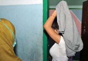 GoRiau Curhat Berduaan di Ruang Sekolah Malam Hari dan Matikan Lampu, Kepsek dan Guru Digerebek Warga