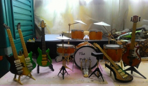 Ratusan Miniatur Unik Ini Siap Sambut Peserta Bokor World Music Festival 2016