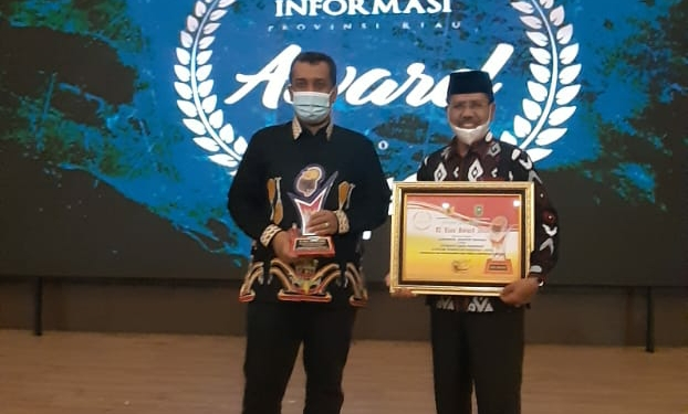 Kuansing Raih Penghargaan KI Riau Award 2020
