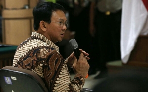 GoRiau Sidang Dugaan Penistaan Agama, Ahok Menangis Bacakan Nota Keberatan