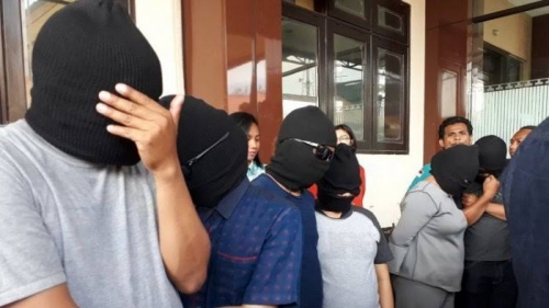 Polisi Gerebek Pesta Seks di Yogyakarta, Sepasang Suami Istri Berhubungan Intim Ditonton Sepuluh Orang