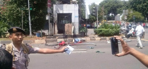 Saksi Mata: Pelaku Ledakan dan Penembakan di Sarinah Incar Polisi