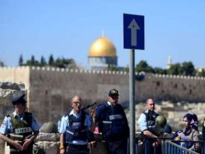 GoRiau Israel Larang Ratusan Pemuda Palestina Salat Jumat di Masjid Aqsa
