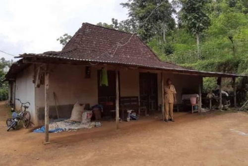 52 Warga Watu Bonang Mengungsi ke Ponpes, Ternyata Ini Identitas Pria yang Sebar Isu Kiamat Sudah Dekat
