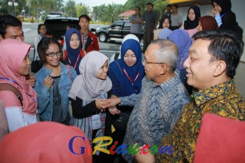 Merasa Kurang Perhatian Pemerintah Pusat, Gubernur Riau Curhat Soal Ini