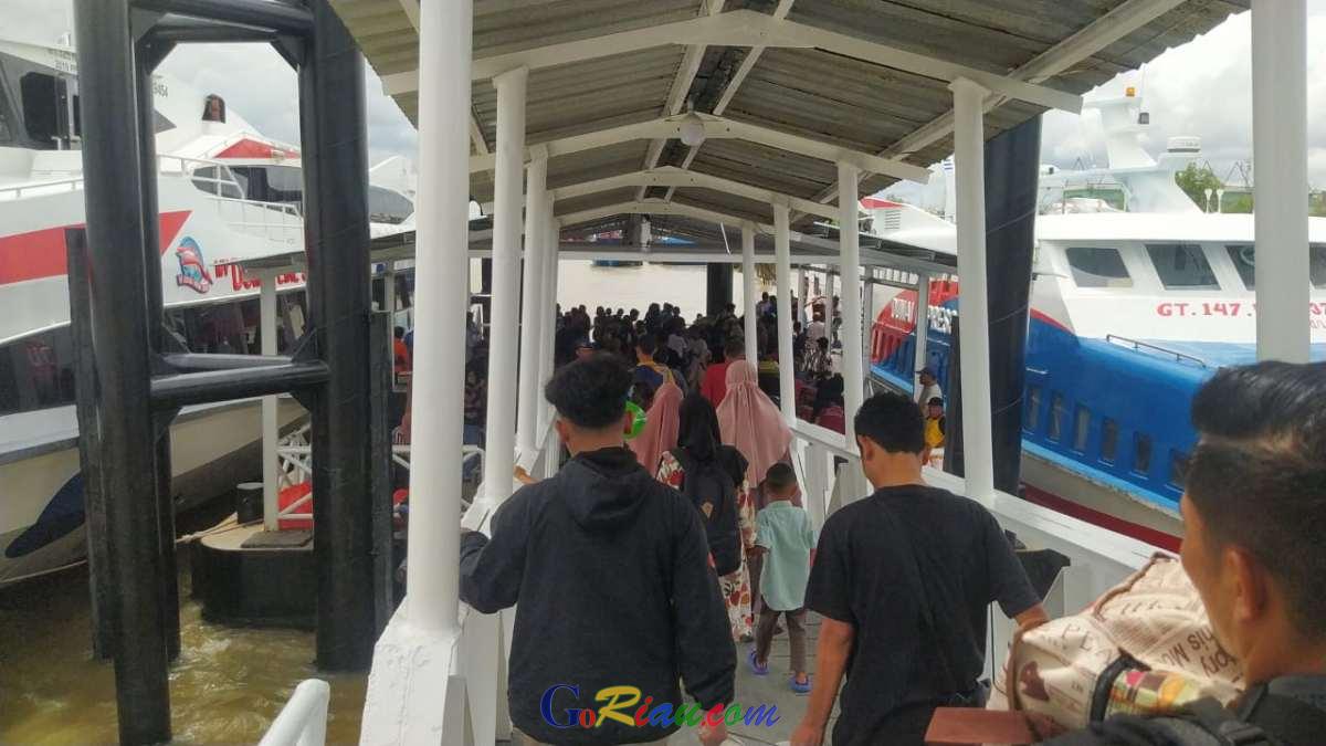 H+4 Idul Fitri 2024, Penumpang di Pelabuhan Tanjung Harapan Selatpanjang Membludak