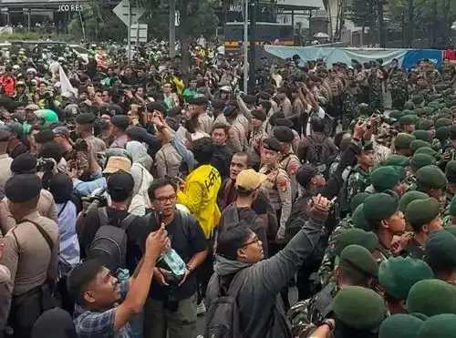 Pengerahan TNI Adalah Perbantuan Resmi kepada Polri, Brigjen TNI Muhammad Nas Luruskan Polemik di Bundaran HI