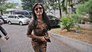 GoRiau Model Majalah Dewasa Vitalia Shesya Diciduk Polisi di Kamar Hotel