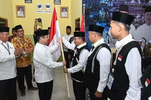 Bupati Lepas 445 JCH Bengkalis di EHA Riau Dini Hari Tadi