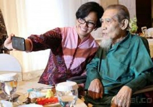 GoRiau Mantan Menteri Keuangan Ali Wardhana Meninggal Dunia