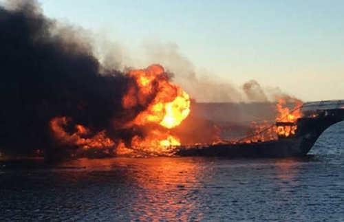 Speedboat Terbakar di Pelabuhan Guntung Inhil, Penumpang Dilarikan ke Rumah Sakit