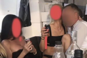 GoRiau Wali Kota Pesta Seks dengan Sejumlah Pelacur di Kapal, Videonya Beredar Luas