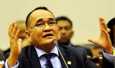 Diperiksa KPK, Ruhut Akui Ada Pembagian Uang di Kongres Demokrat