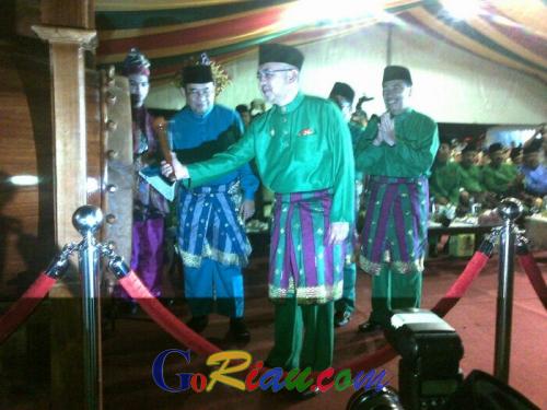 Resmi Dibuka, Plt Gubri Ingin MTQ Riau Sebagai Momen Memasyarakatkan Alquran di Bumi Melayu