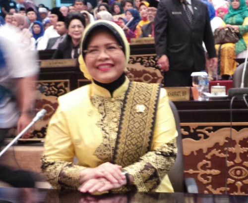 Besar di Lingkungan Politik dan Pemerintahan, Septina Primawati Akhirnya Jadi Perempuan Pertama yang Pimpin DPRD Riau