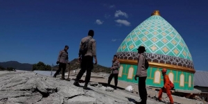 GoRiau Sunat Dana Renovasi Masjid Pasca Gempa 20 Persen, Pegawai Kanwil Kemenag Kena OTT