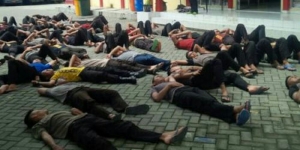 GoRiau Tak Ikut Salat Berjamaah di Masjid, Satu Kompi Polisi Dijemur Kasat Sabhara