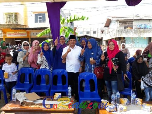 Ibu-ibu di Tampan Curhat Mahalnya Sekolah Negeri dan Masalah Sampah di Pekanbaru dengan Edy Nasution