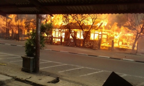 Breaking News: Asrama Polisi Tembilahan Terbakar
