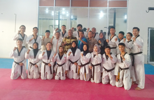 Taekwondo Riau Kirim 10 Atletnya Tanding di PON 2020, Targetkan 3 Emas