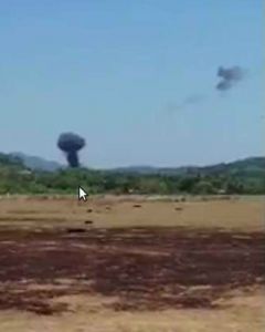 GoRiau Puing Ledakan Pesawat Jupiter TNI AU di Langkawi Sebabkan Sebuah Rumah dan Mobil Terbakar