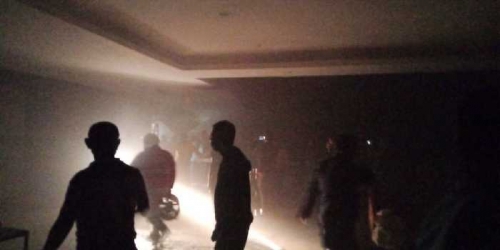Ini Kronologis dan Dugaan Penyebab Kebakaran Salah Satu Toko di Mal SKA Pekanbaru Tengah Malam Tadi