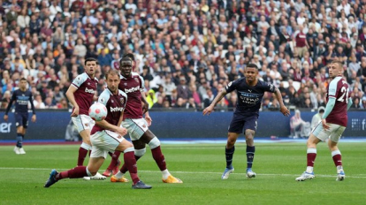 Mahrez Gagal Eksekusi Penalti, Man City Tertahan di Kandang West Ham