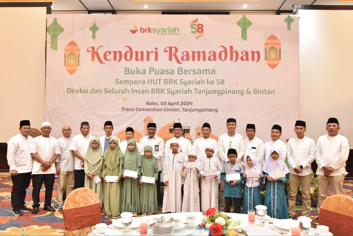 Kenduri Ramadan, BRK Syariah Gelar Buka Puasa Bersama dan Pemberian Santunan Kepada Anak Yatim