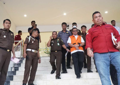 Breaking News: Kejati Tetapkan Kadisdik Riau Sebagai Tersangka Dugaan Korupsi dan Langsung Ditahan di Rutan Kelas 1 Pekanbaru