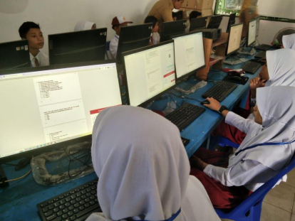 Pemasangan Instalasi Internet Disupport PT ITA, Tiga SD di Kepulauan Meranti Bisa Laksanakan Ujian Secara Online