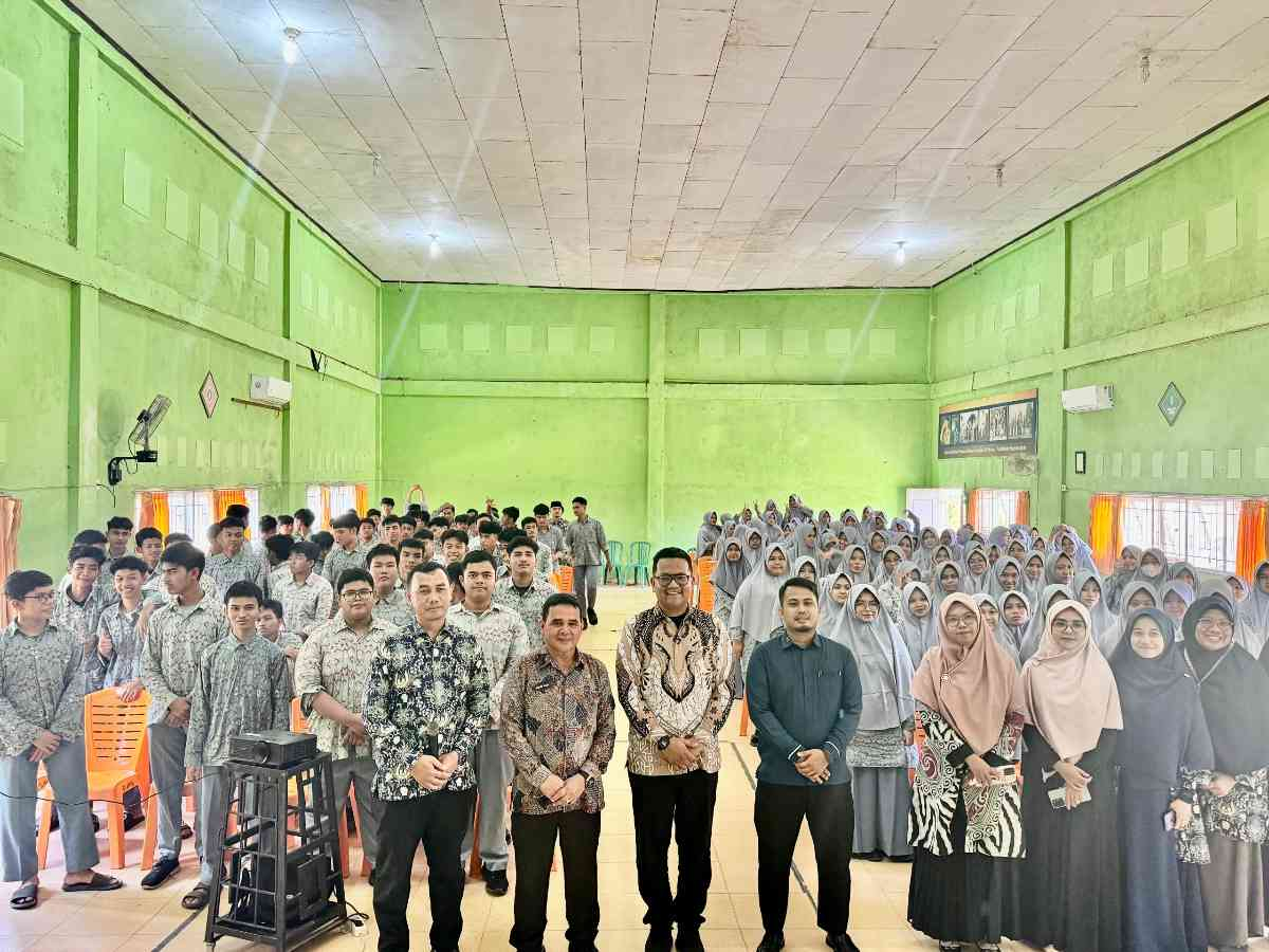 SMA Muhammadiyah Bangkinang Gandeng Diskominfo Kampar Giatkan Literasi Digital
