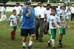 GoRiau Wah, Prabowo tidak Hanya Didukung Orang Indonesia, Tapi Juga Legenda Sepakbola Dunia Maradona