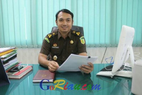 Setelah Tersangka Korupsi Pembangunan Tower Internet, Kini Mantan Kades Usul yang Prapidkan Kajari Inhu
