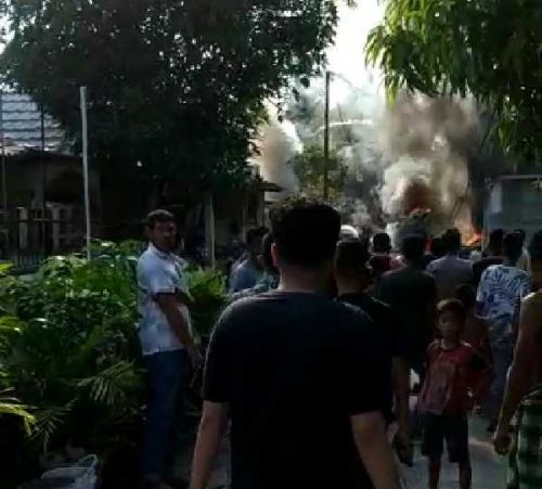 BreakingNews: Pesawat Jatuh di Kubang Kampar, Dentumannya Terdengar Keras