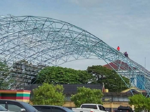 Proyek Mubazir Lapangan Tenis DPRD Riau Rp1 Miliar, Sebaiknya Dihentikan, Banyak Keperluan Lain untuk Masyarakat