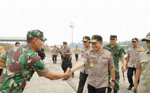 Panglima TNI, Kapolri, Kepala BNPB, Gubernur Tinjau Langsung Karhutla di Pelalawan Riau