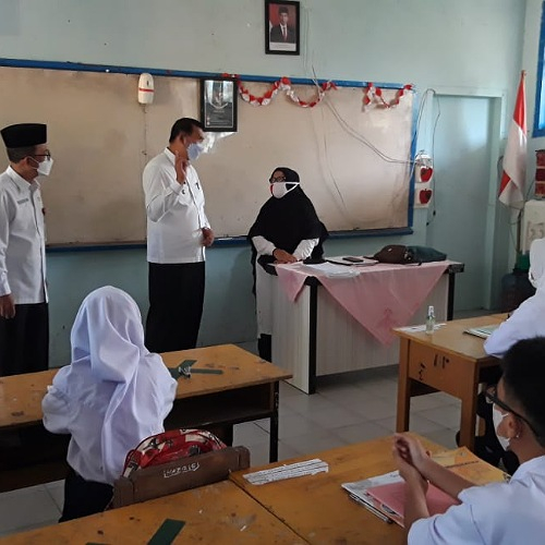 Tinjau Sekolah Tatap Muka, Wali Kota Pekanbaru: Kesehatan Siswa Harus Terjaga