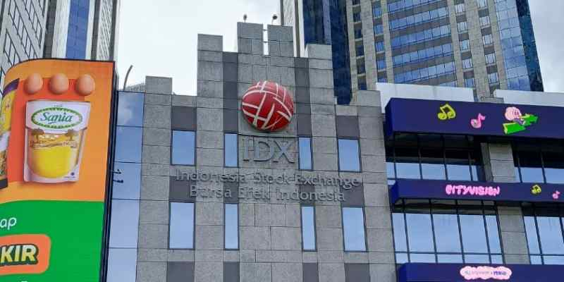 Sektor Keuangan Anjlok, IHSG Sesi I Terkoreksi ke Level 6.484