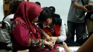 GoRiau Dapat Kabar Ibunya Wafat, Roro Fitria Histeris di Tahanan